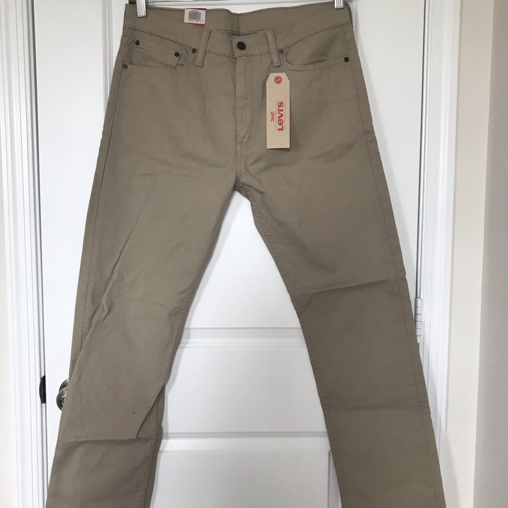 Levi’s pants